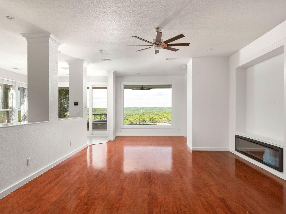 7319 Yaupon Dr Property Photo 2
