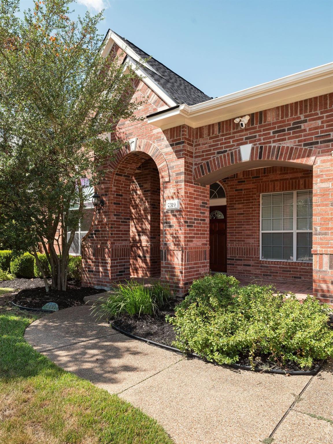 7319 Yaupon Dr Property Photo 7