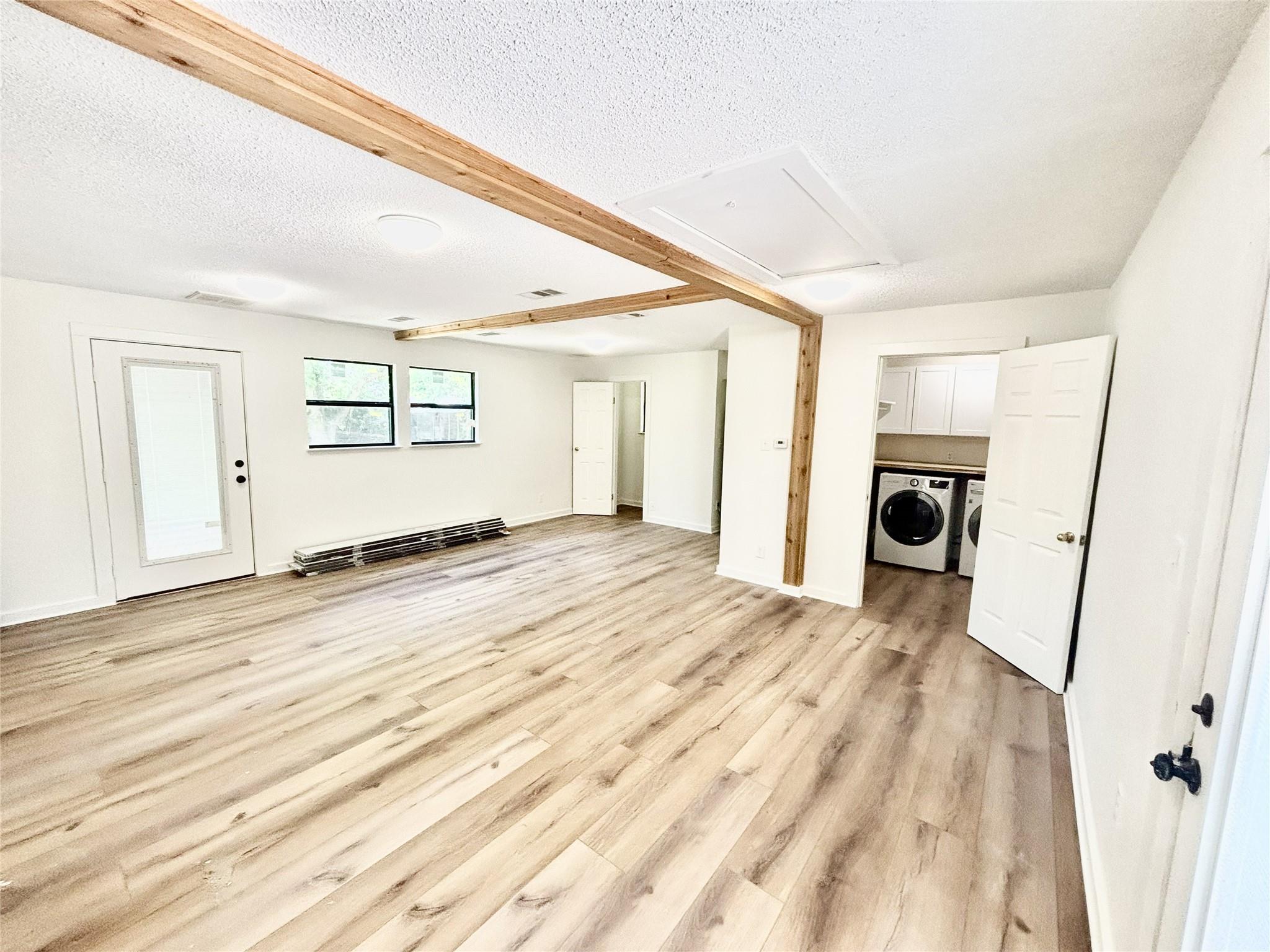 413 Sun Bonnet Dr Property Photo 17