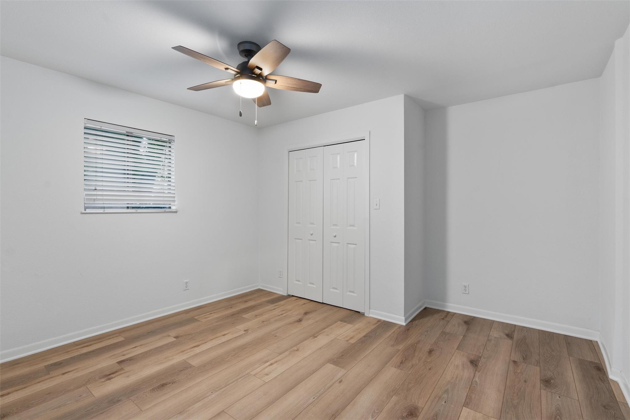 13323 Villa Park Dr Property Photo 22