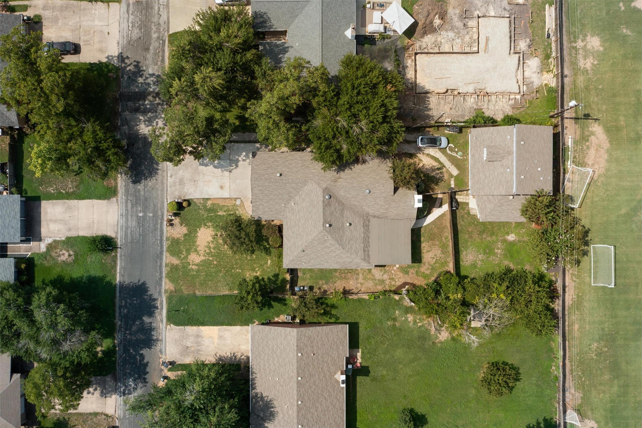 13323 Villa Park Dr Property Photo 32