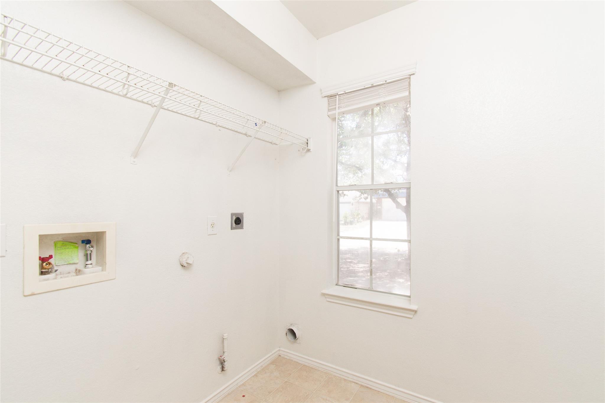 1436 Roxannes Run Property Photo 12