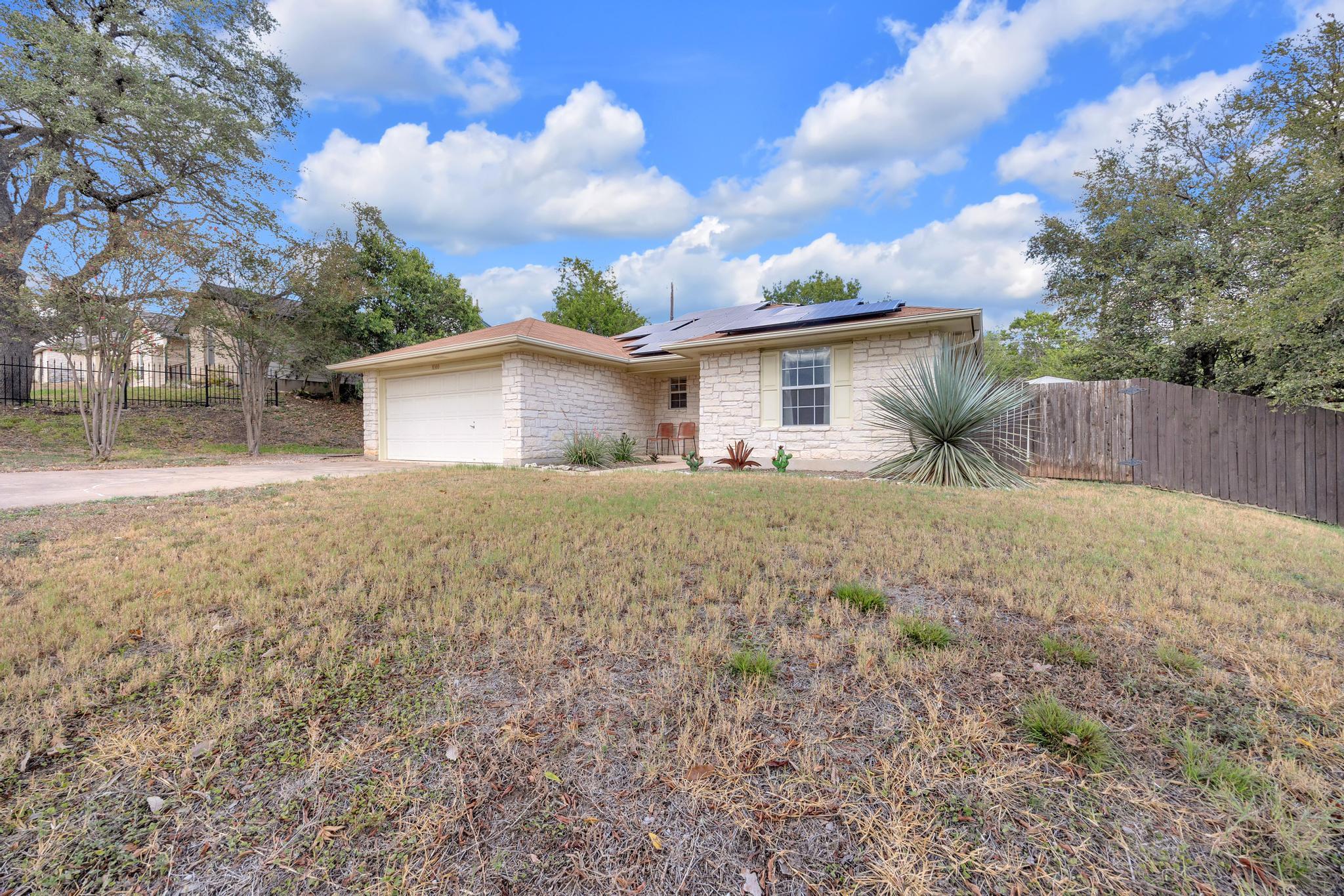 8300 Red Willow Dr Property Photo 3