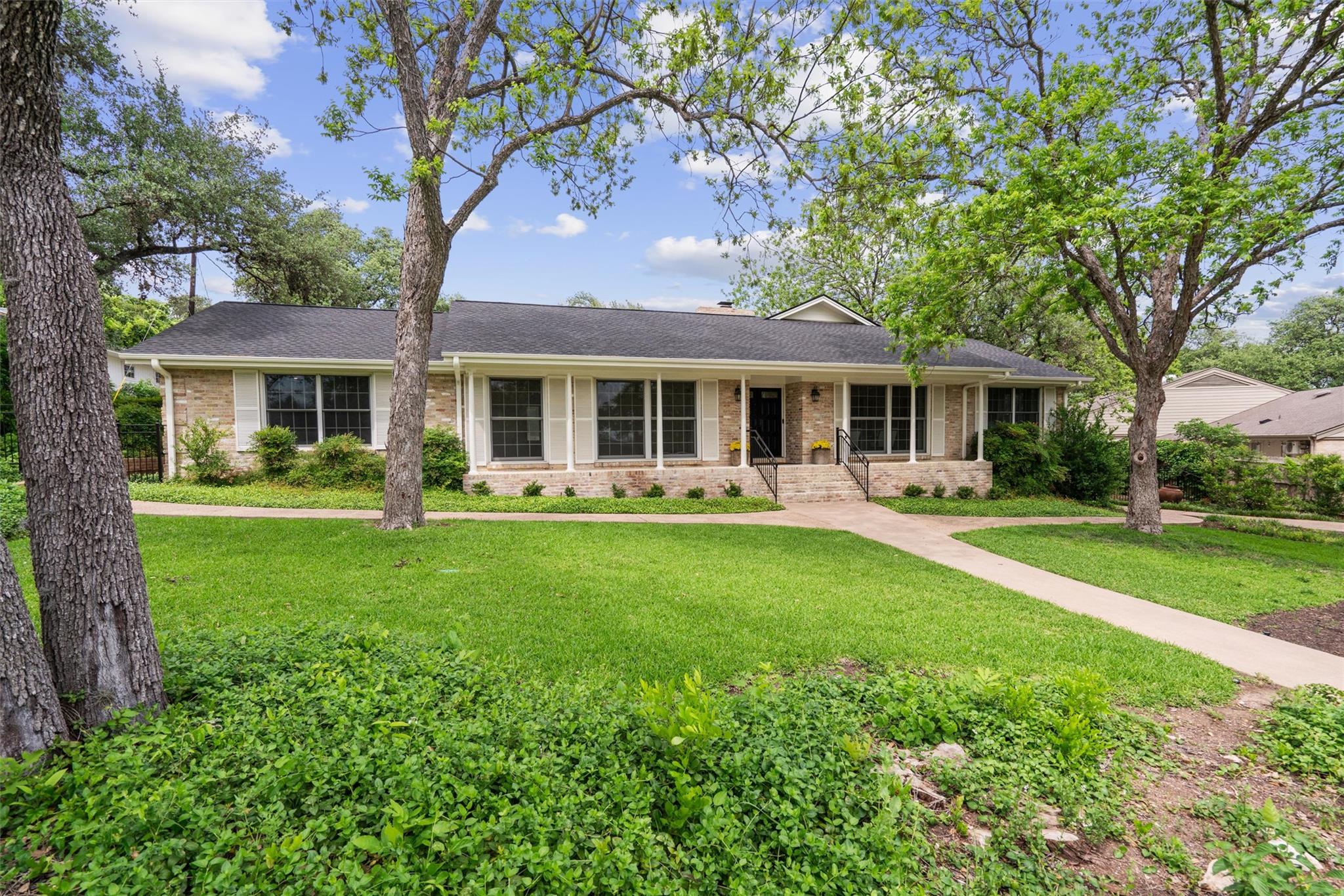 4602 Laurel Canyon Dr Property Photo
