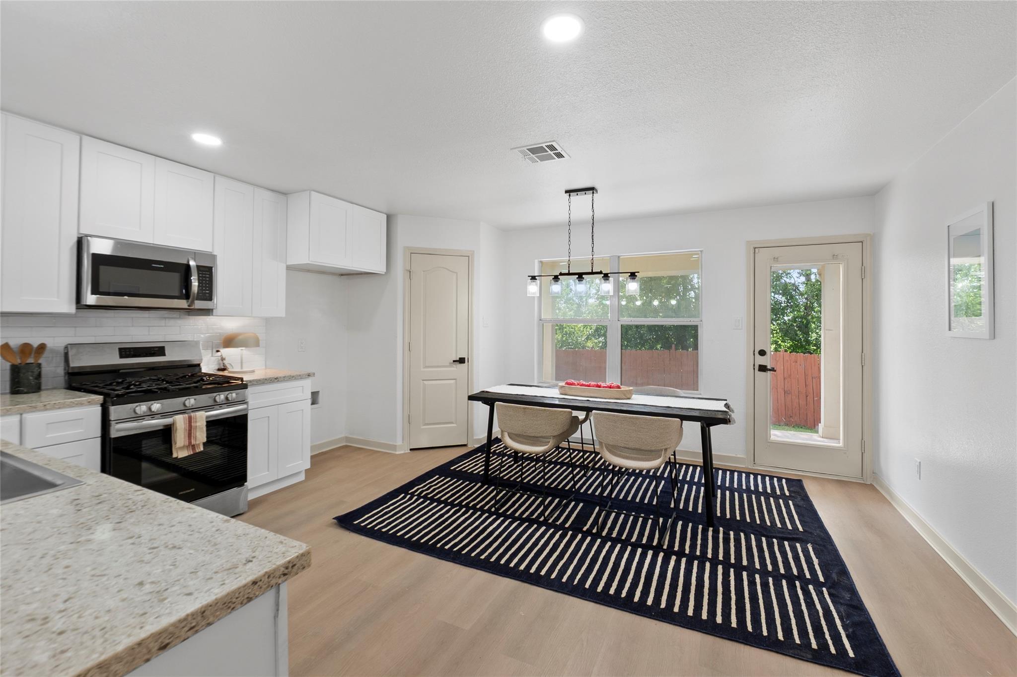 11341 Church Canyon Dr Property Photo 6