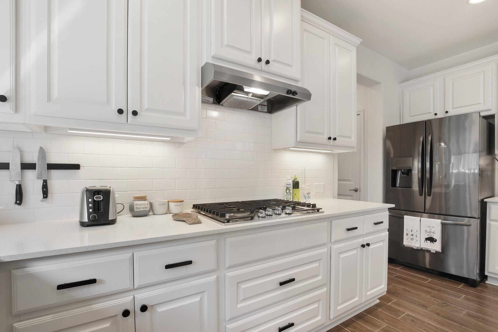 8912 Cattalo Ln Property Photo 9