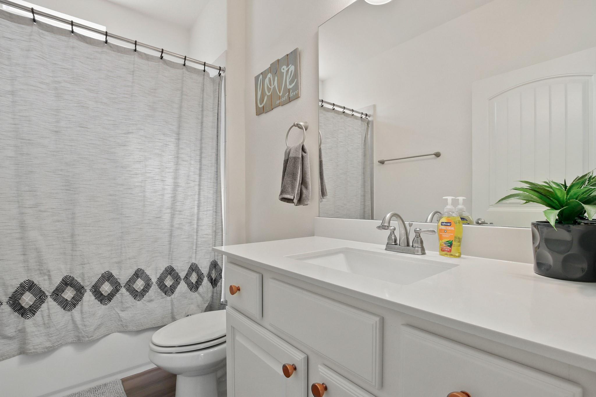 8912 Cattalo Ln Property Photo 24