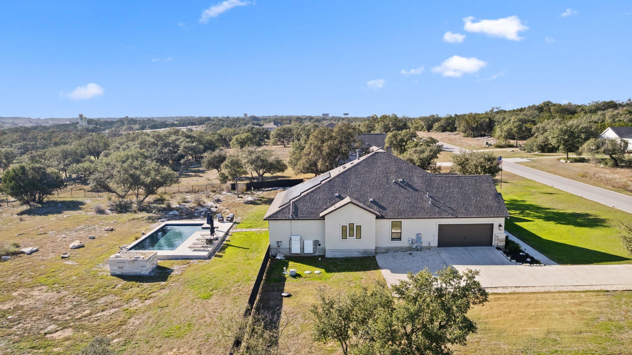 225 Spicewood Trails Dr Property Photo 30