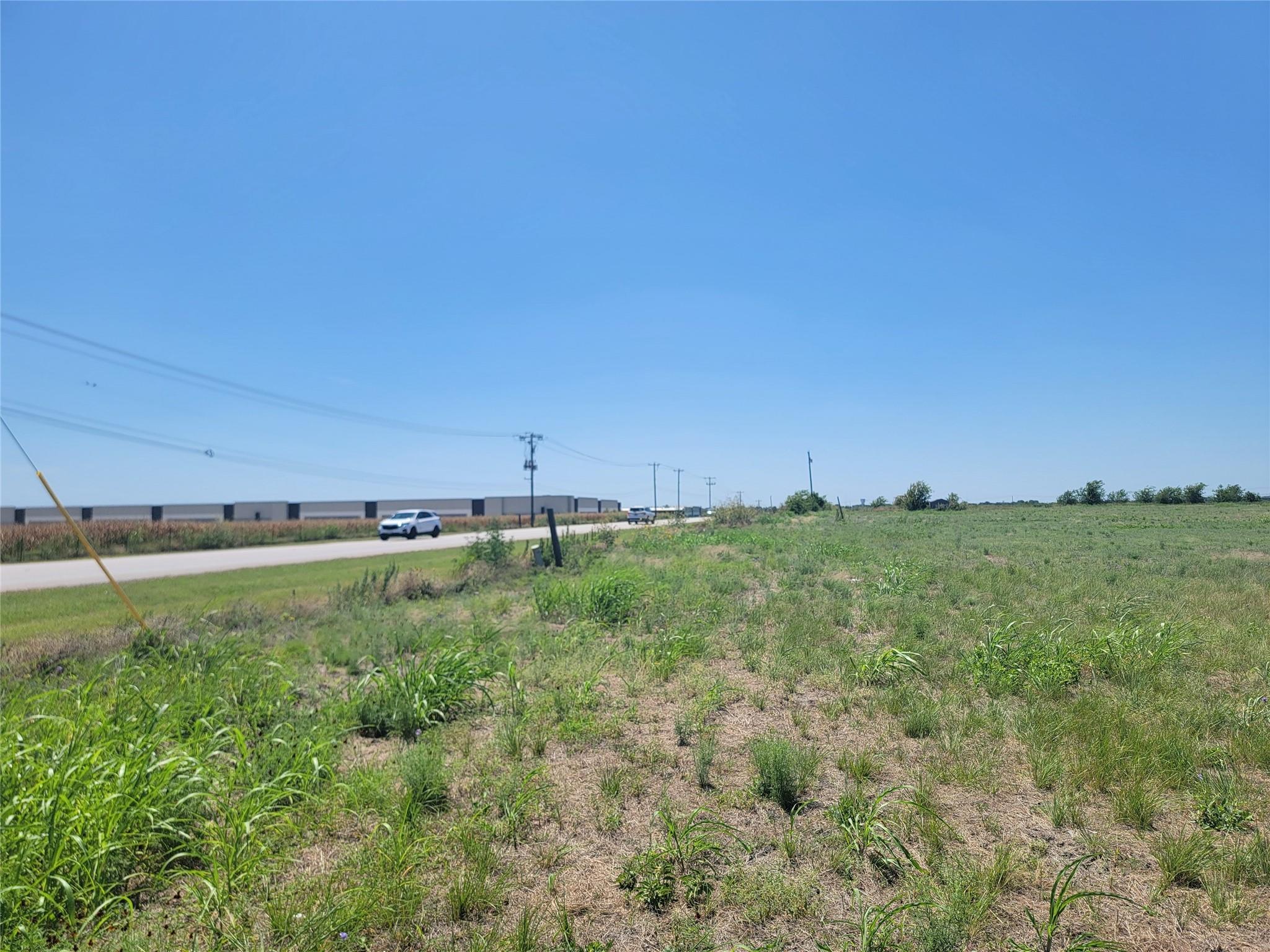 2315 Limmer Loop Property Photo 4