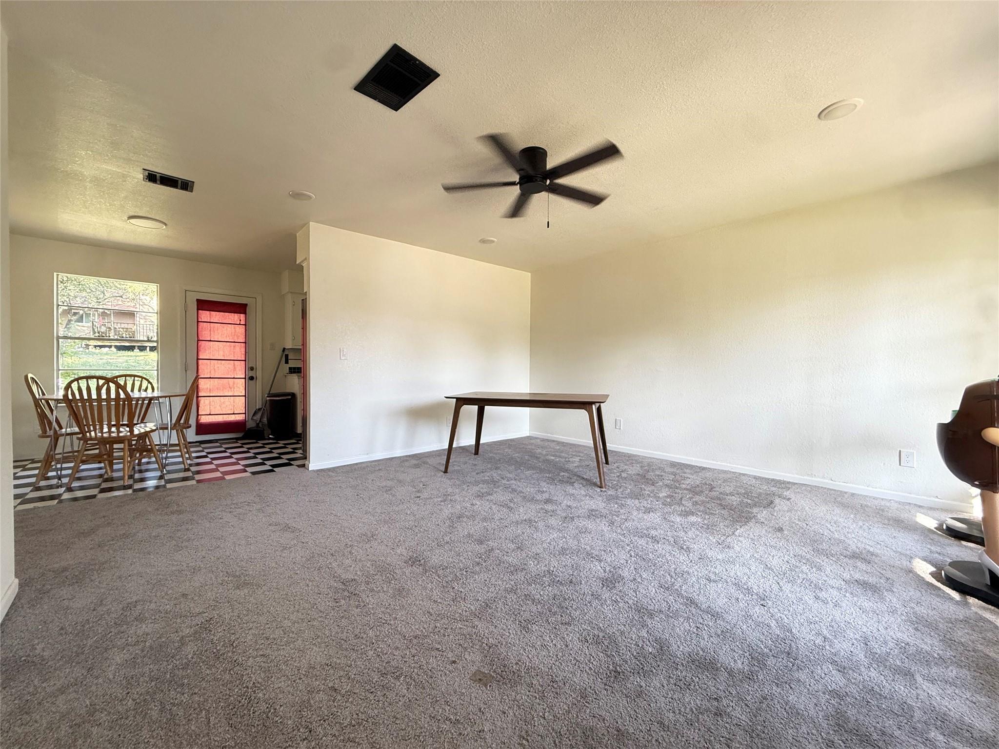 3401 Thomas Kincheon St Property Photo 4
