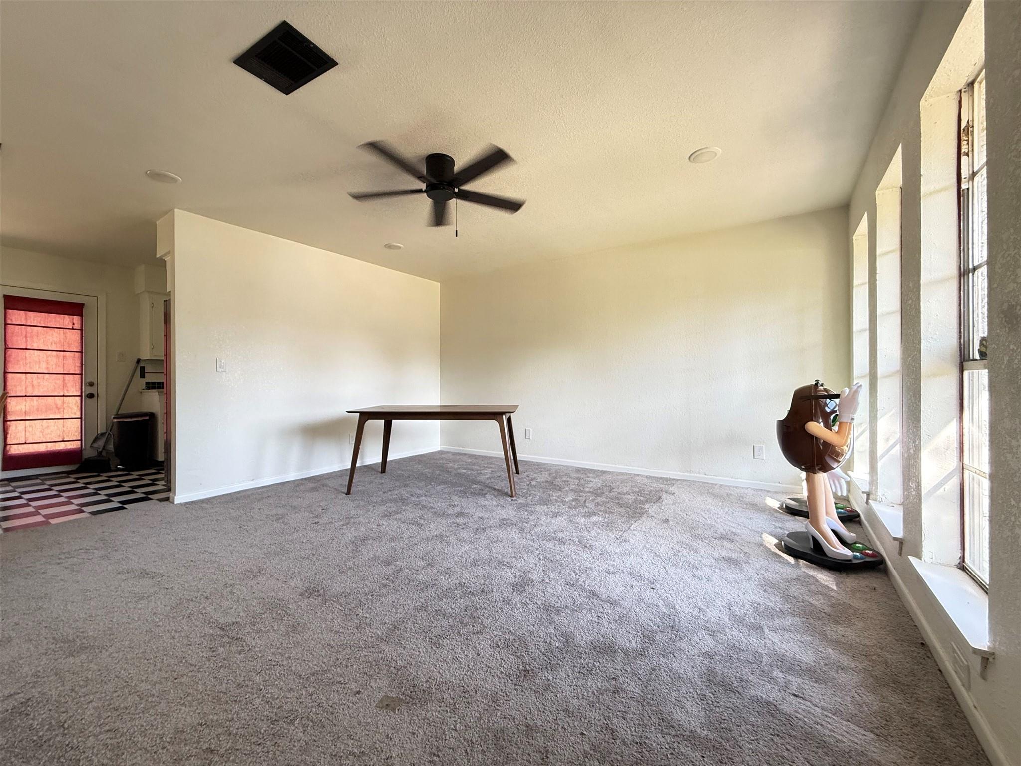 3401 Thomas Kincheon St Property Photo 5
