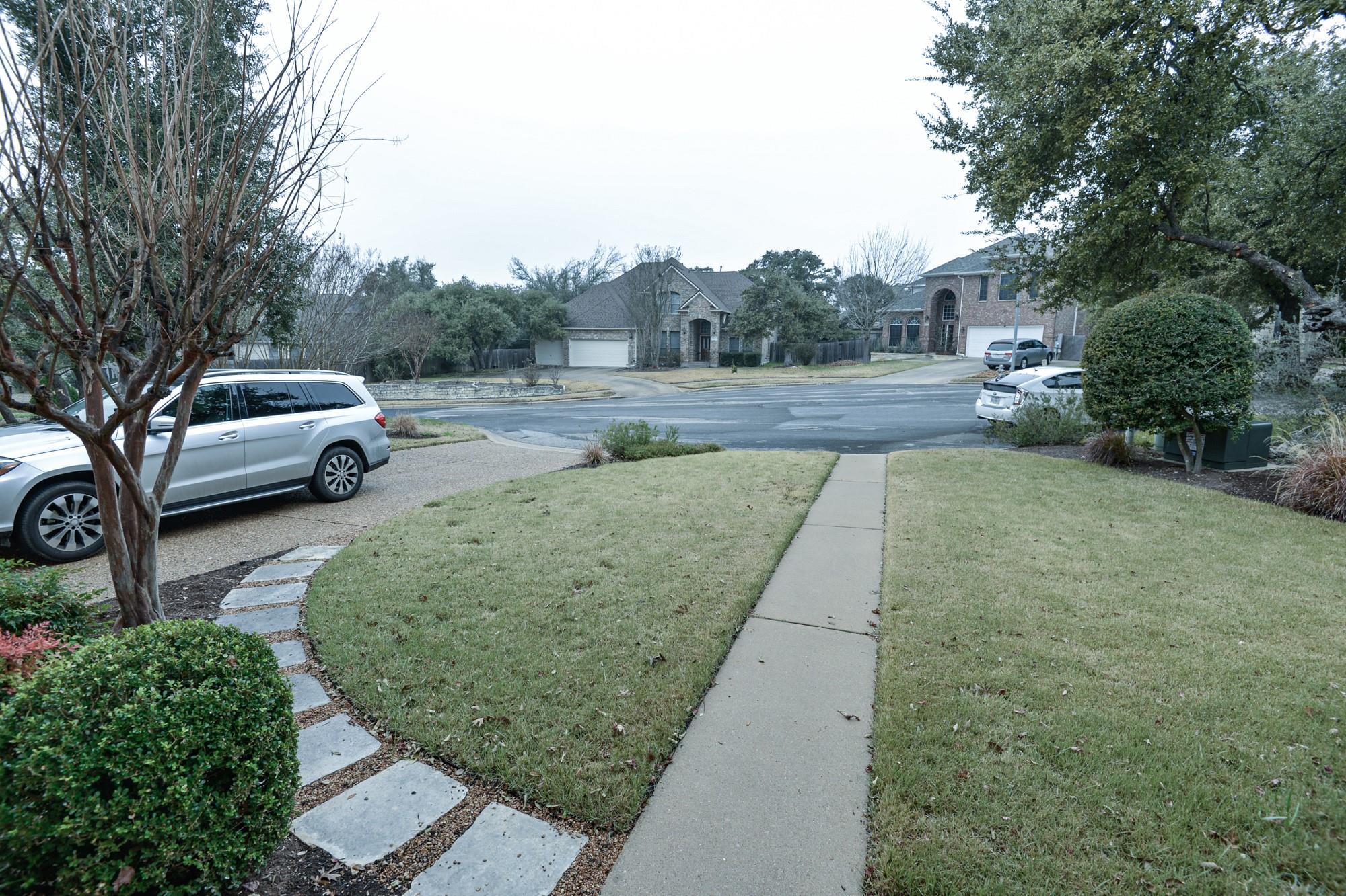 11409 Cezanne Ct Property Photo 37