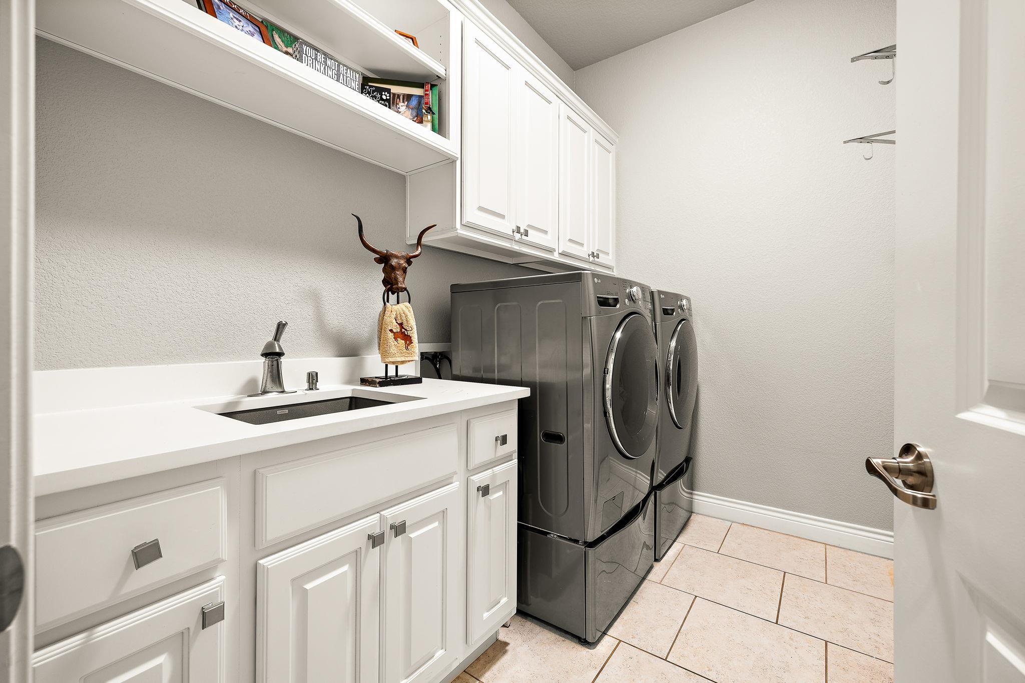 204 Everton Cv Property Photo 25