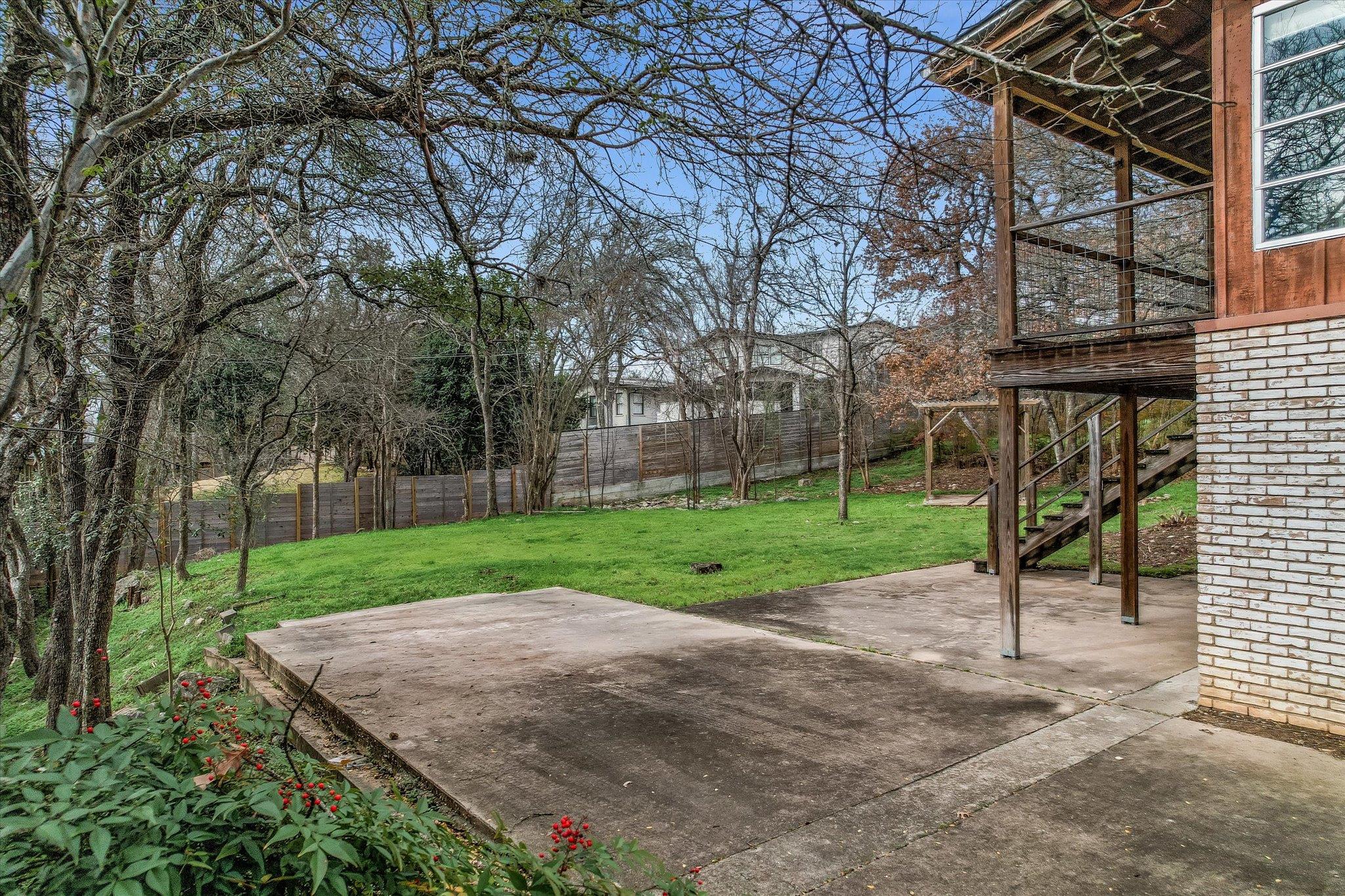 3206 Pickwick Ln Property Photo 8