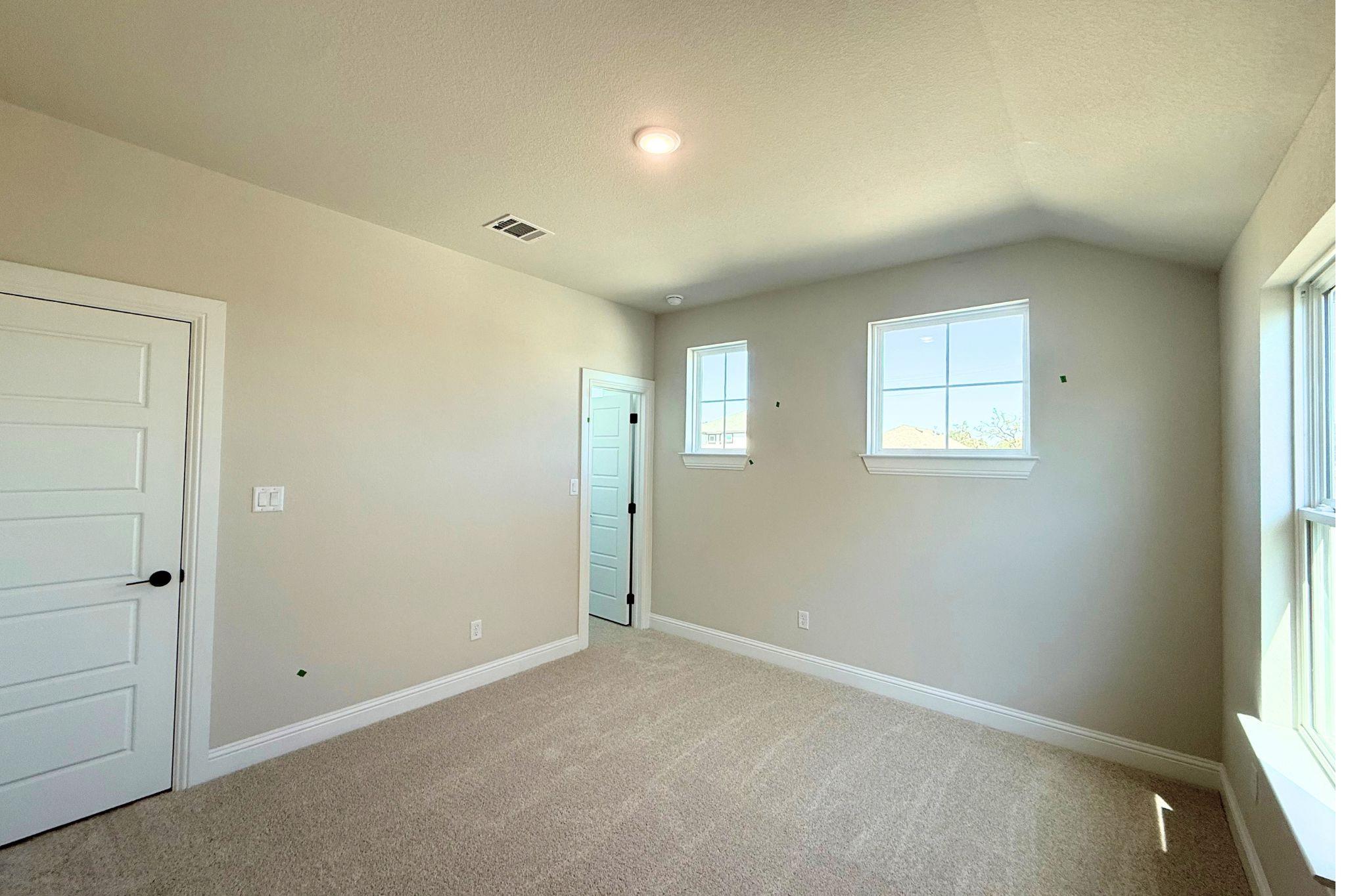 1105 Stonehill Dr Property Photo 18