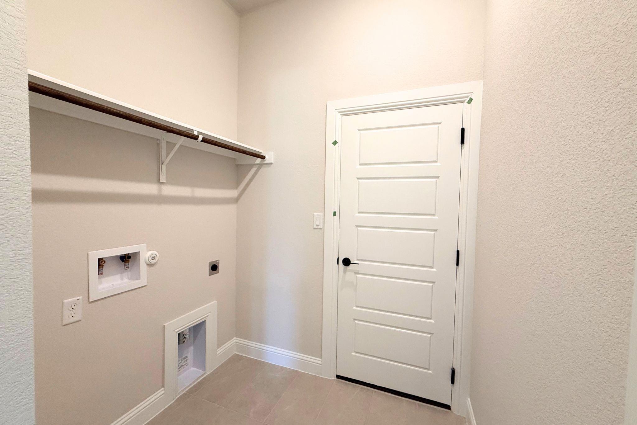1105 Stonehill Dr Property Photo 19