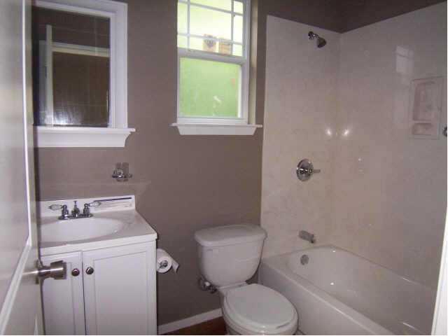 3411 Cedar St #b Property Photo 4
