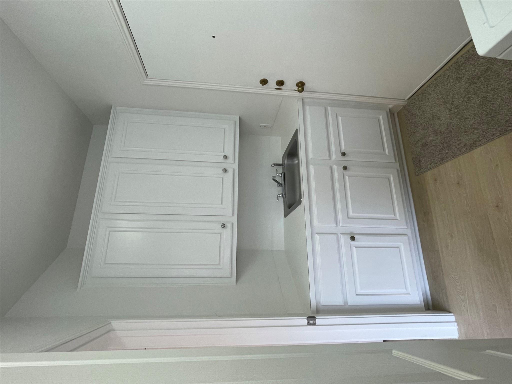 6321 Poncha Pass Property Photo 4