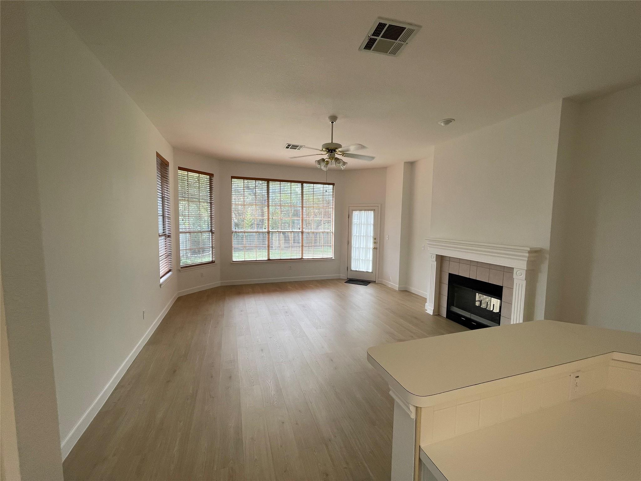 6321 Poncha Pass Property Photo 12