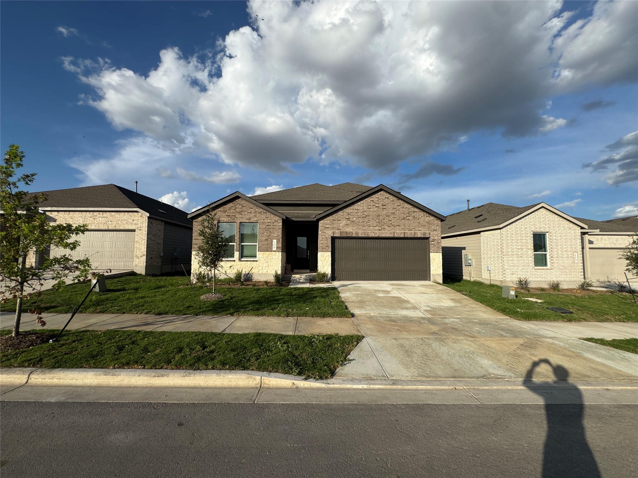 109 El Mirage Rd Property Photo 1