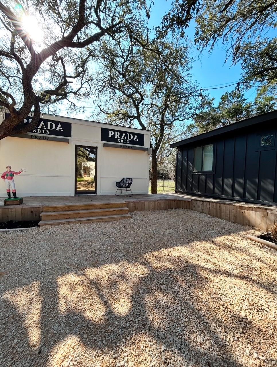 722 Winding River Ln Property Photo