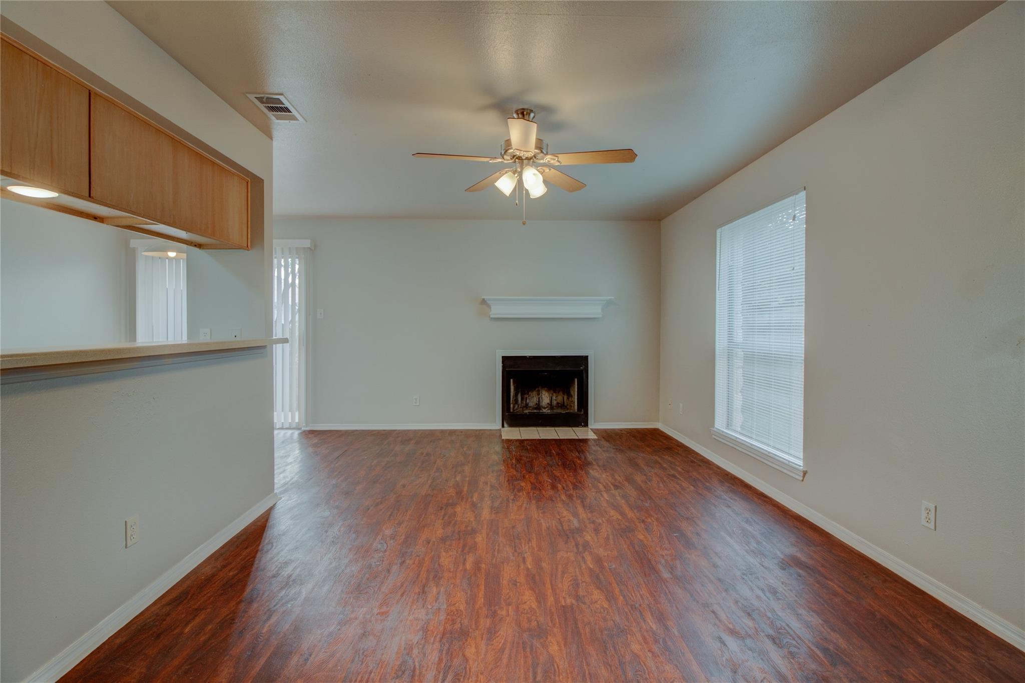 2211 Creekside C Ln #c Property Photo 2