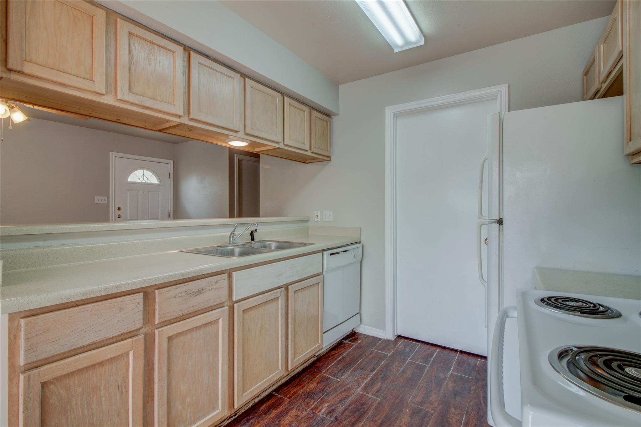 2211 Creekside C Ln #c Property Photo 11