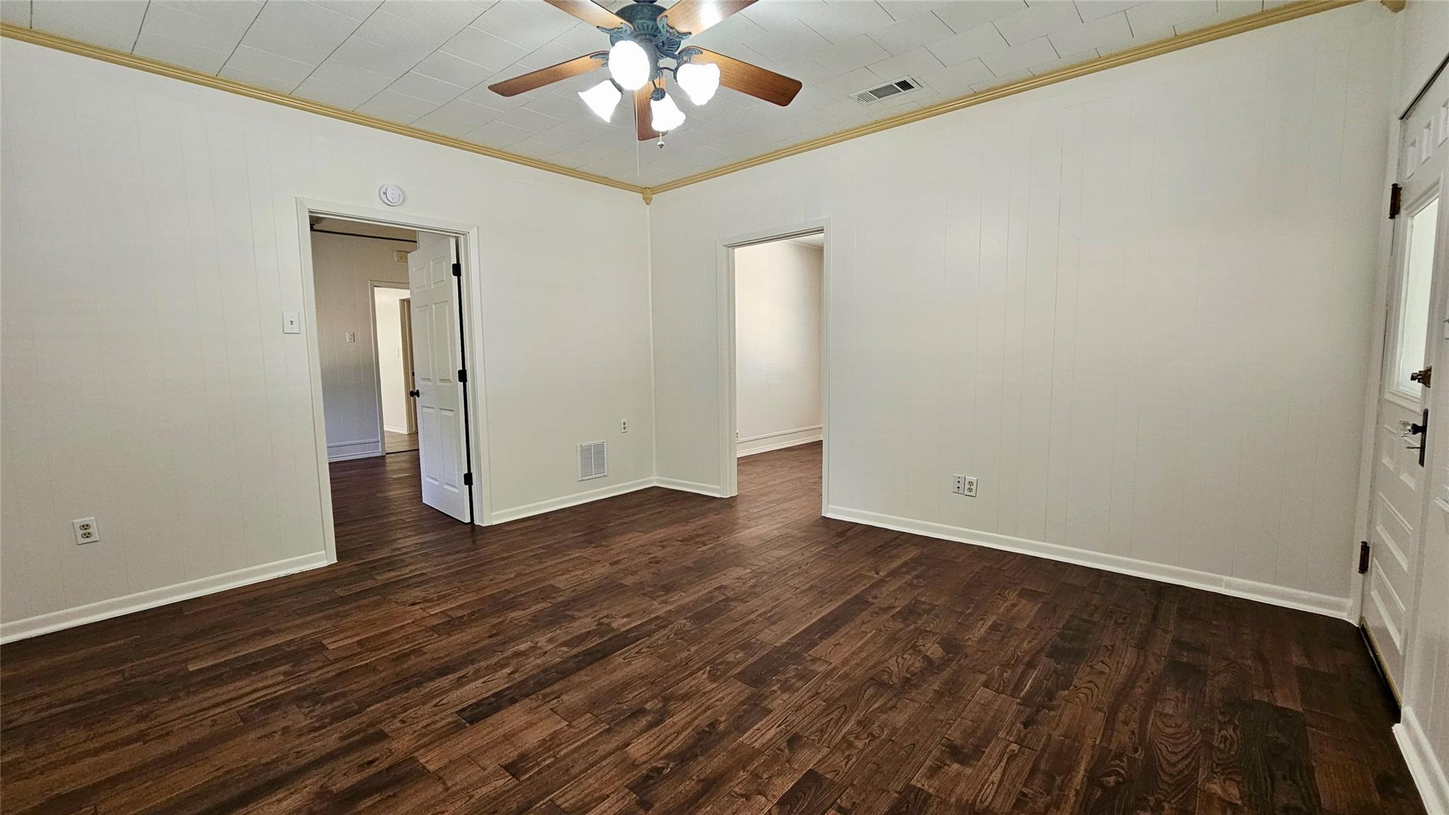 205 S Granger St Property Photo 4