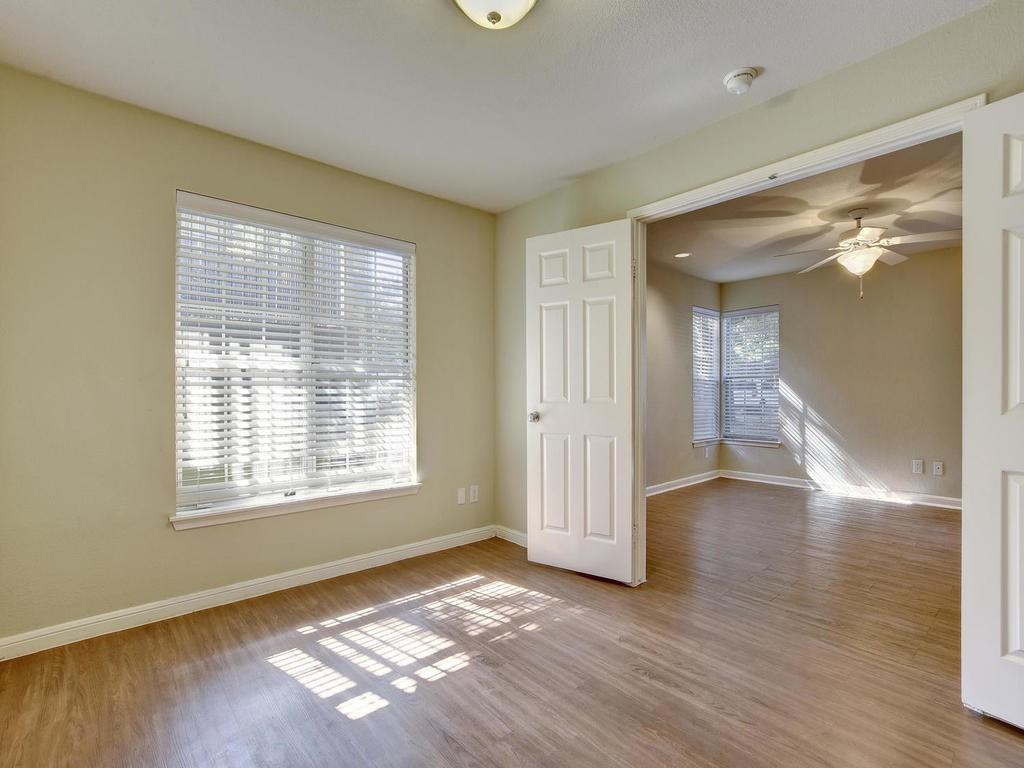 7685 Northcross Dr #1009 Property Photo 5