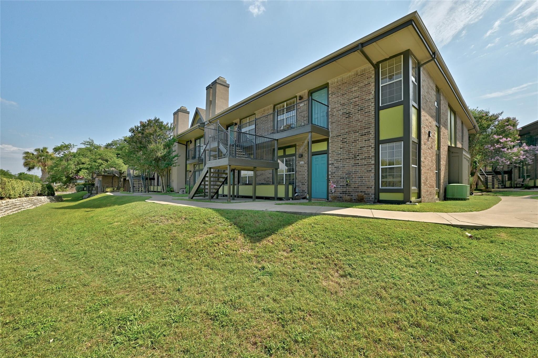 7685 Northcross Dr #1009 Property Photo 17