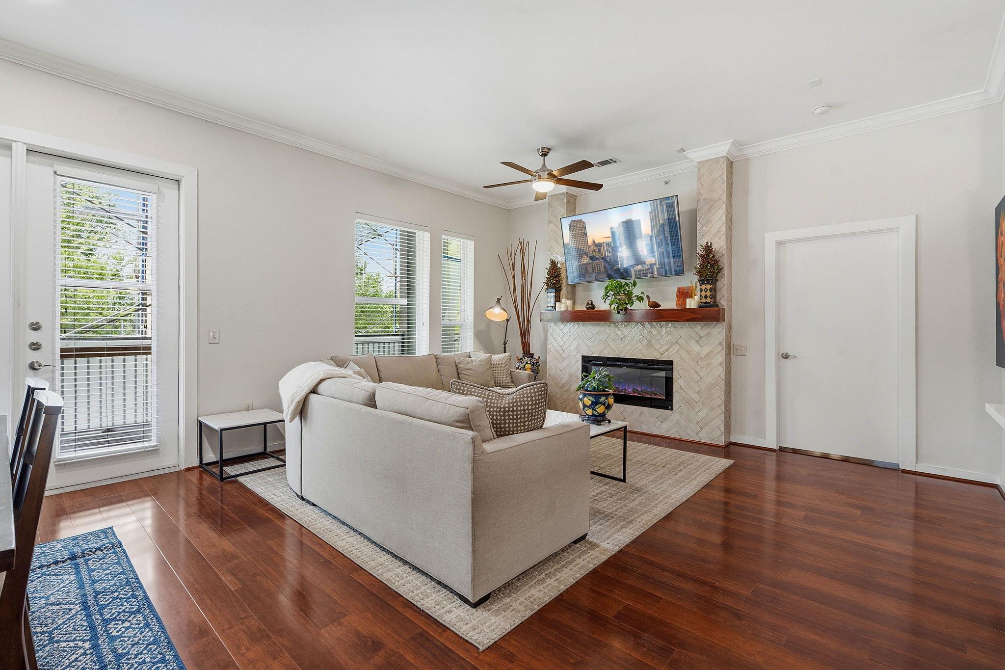 1900 Barton Springs Rd #2026 Property Photo 2