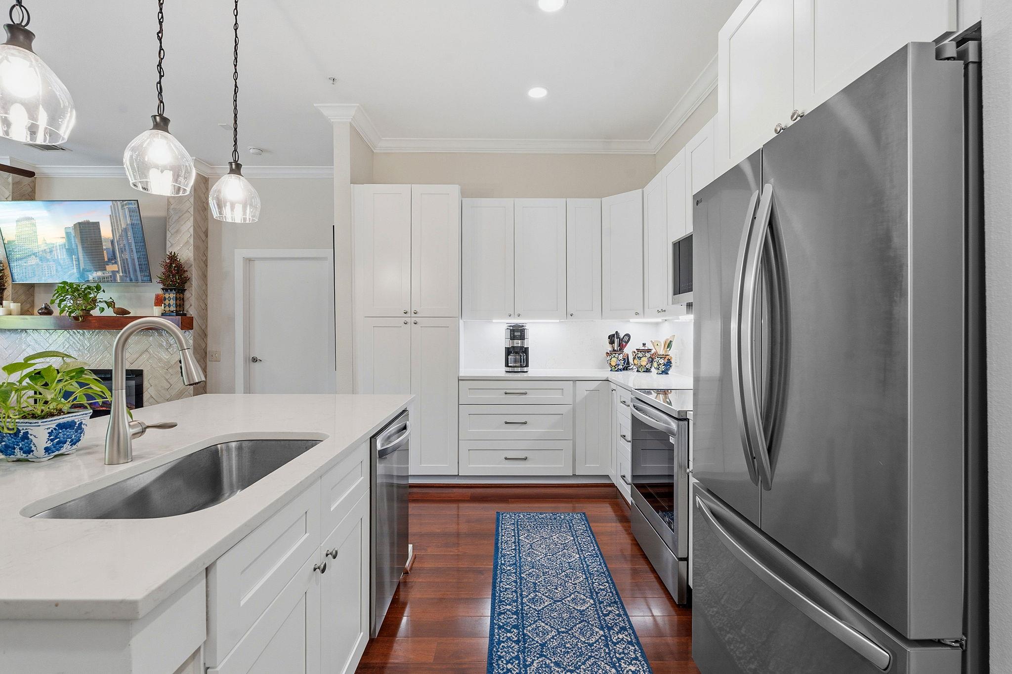 1900 Barton Springs Rd #2026 Property Photo 13