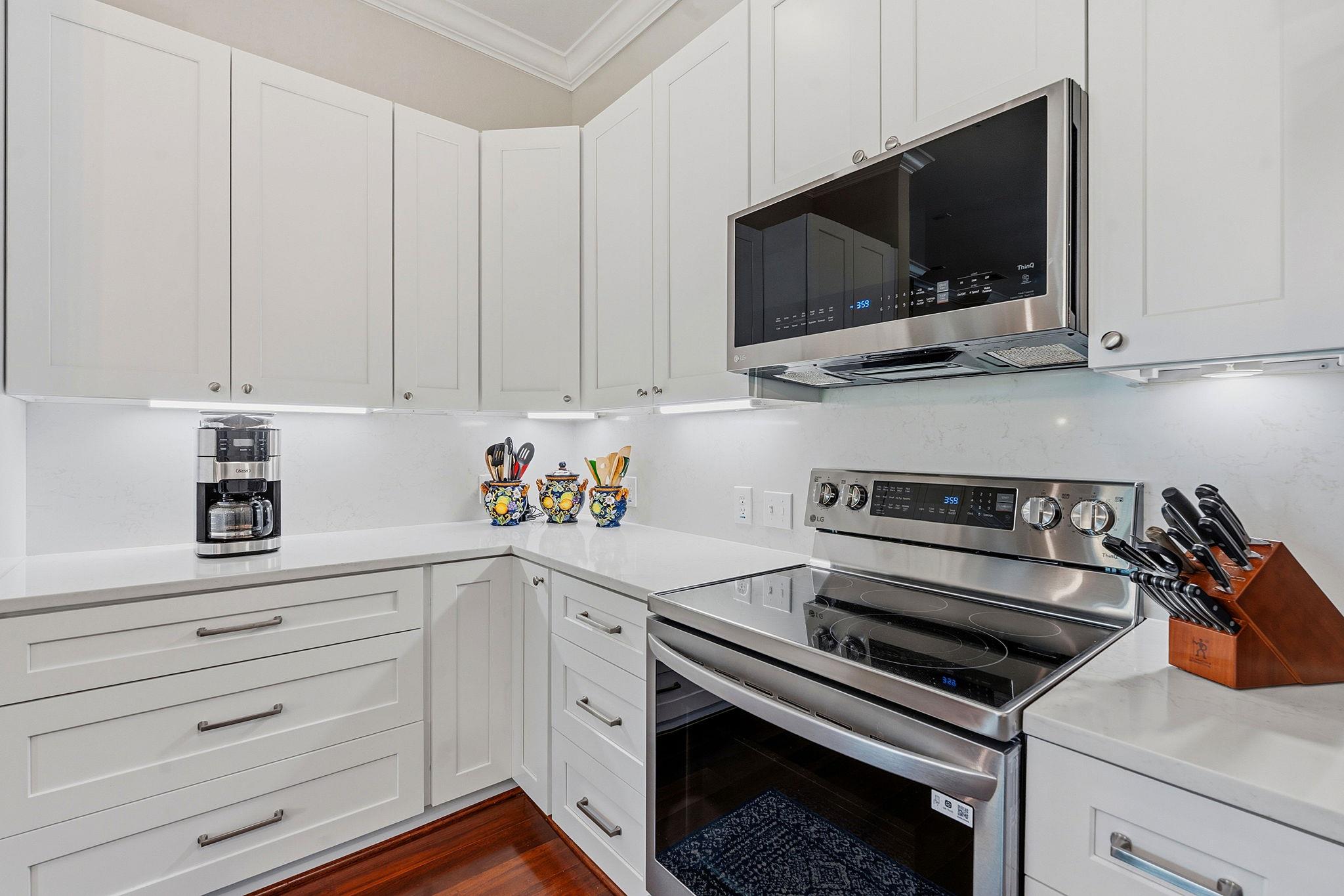 1900 Barton Springs Rd #2026 Property Photo 14