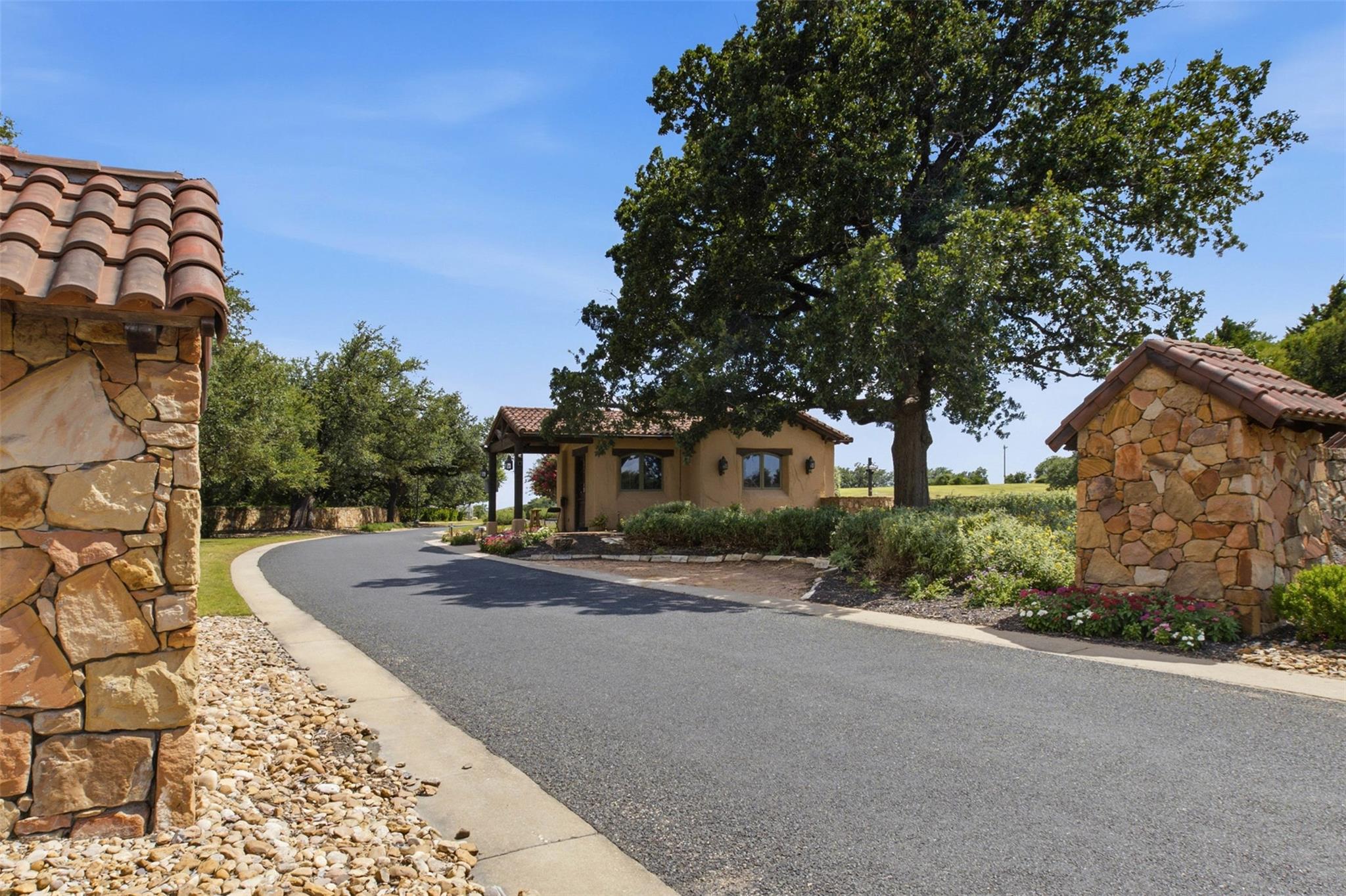 1003 Flint Ridge Trl Property Photo 1