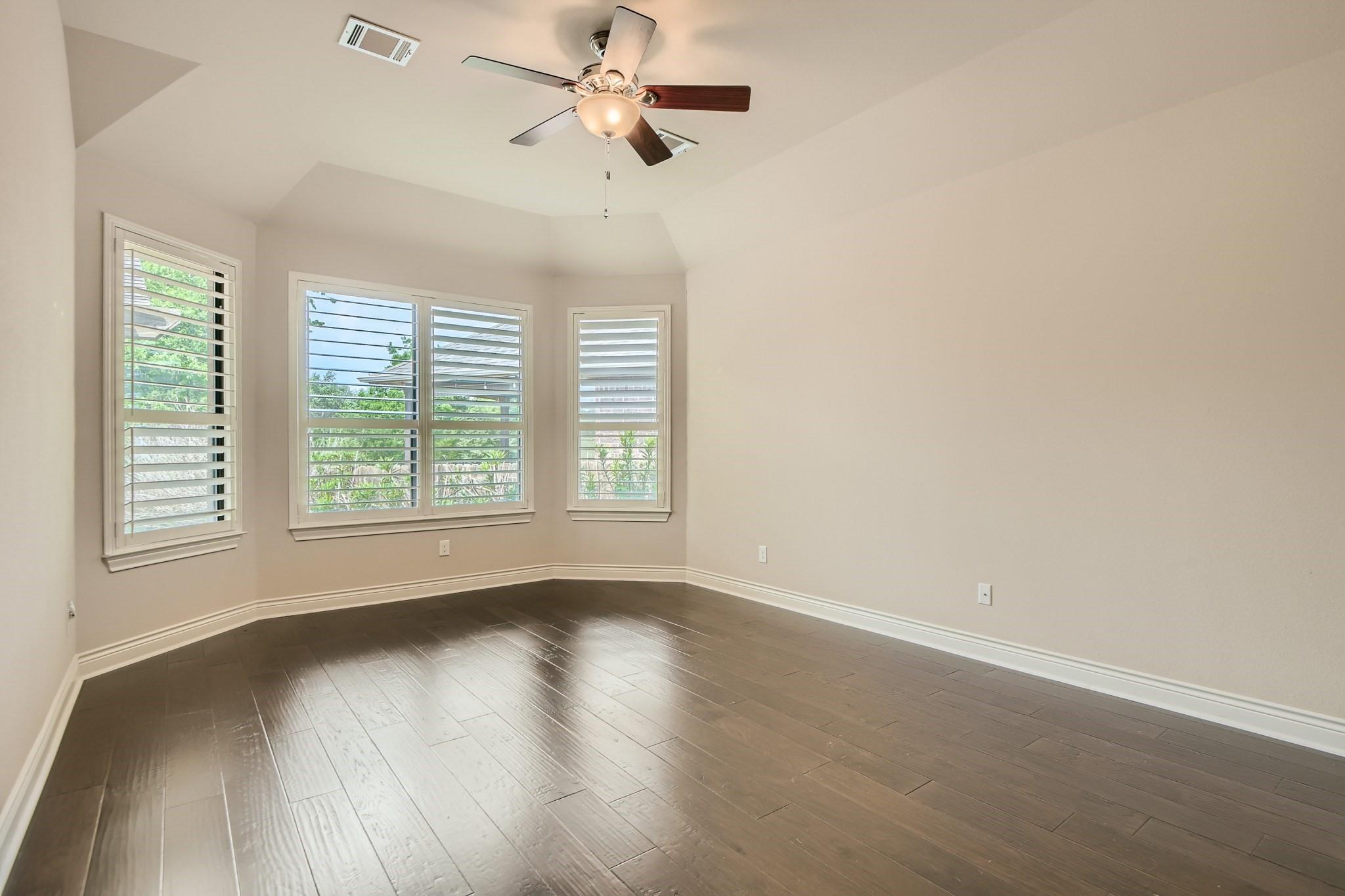 400 Entrada Way Property Photo 11