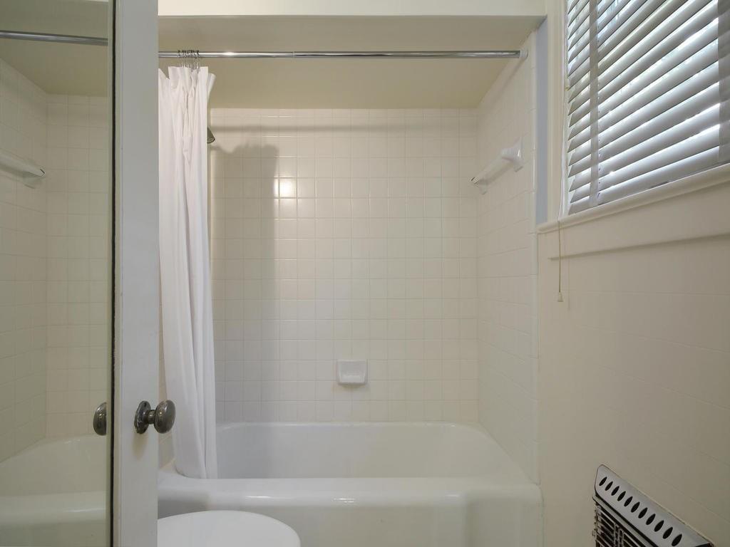 3813 Avenue H Property Photo 17