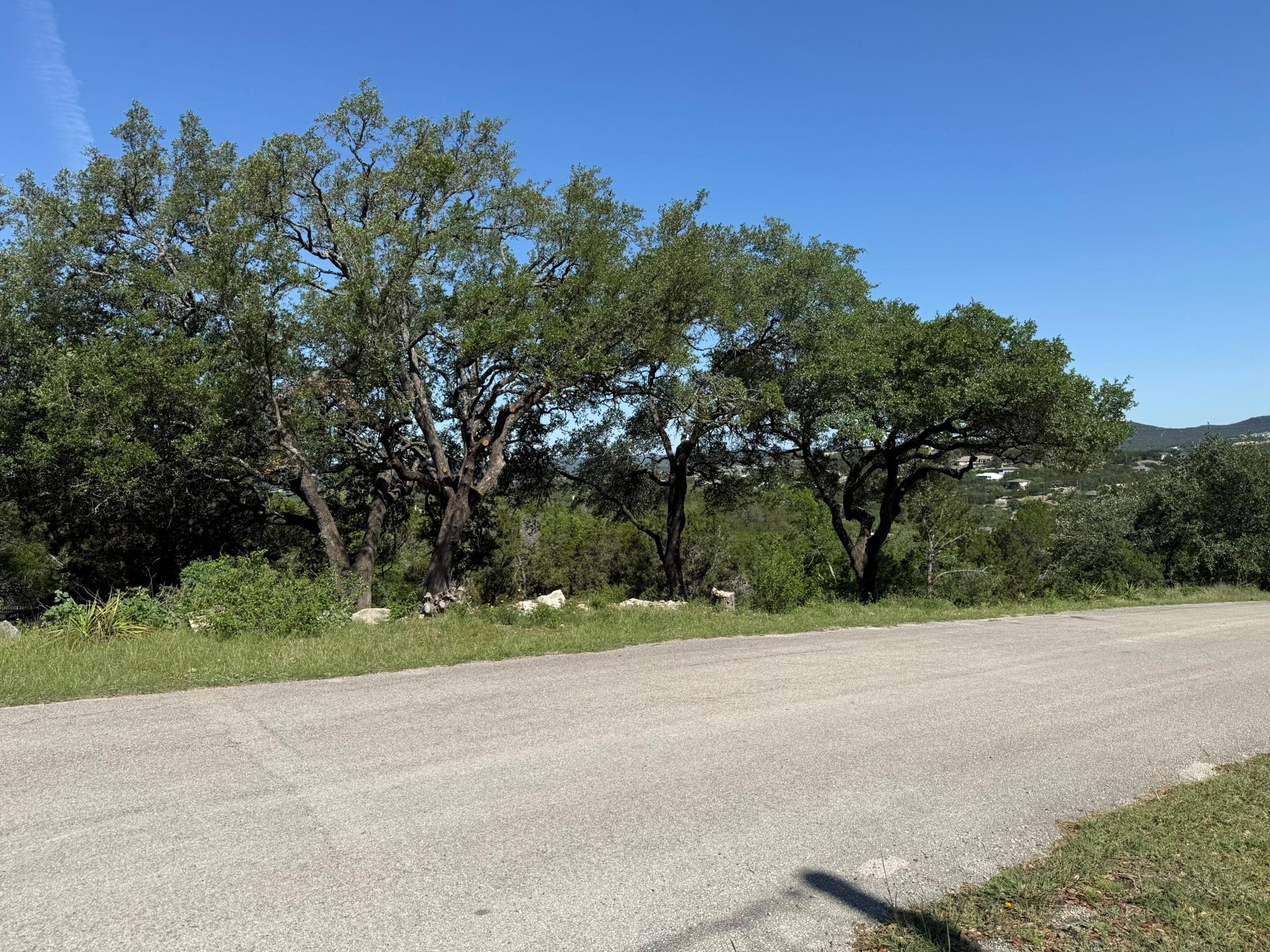 7621 White Oak DR Property Photo 1