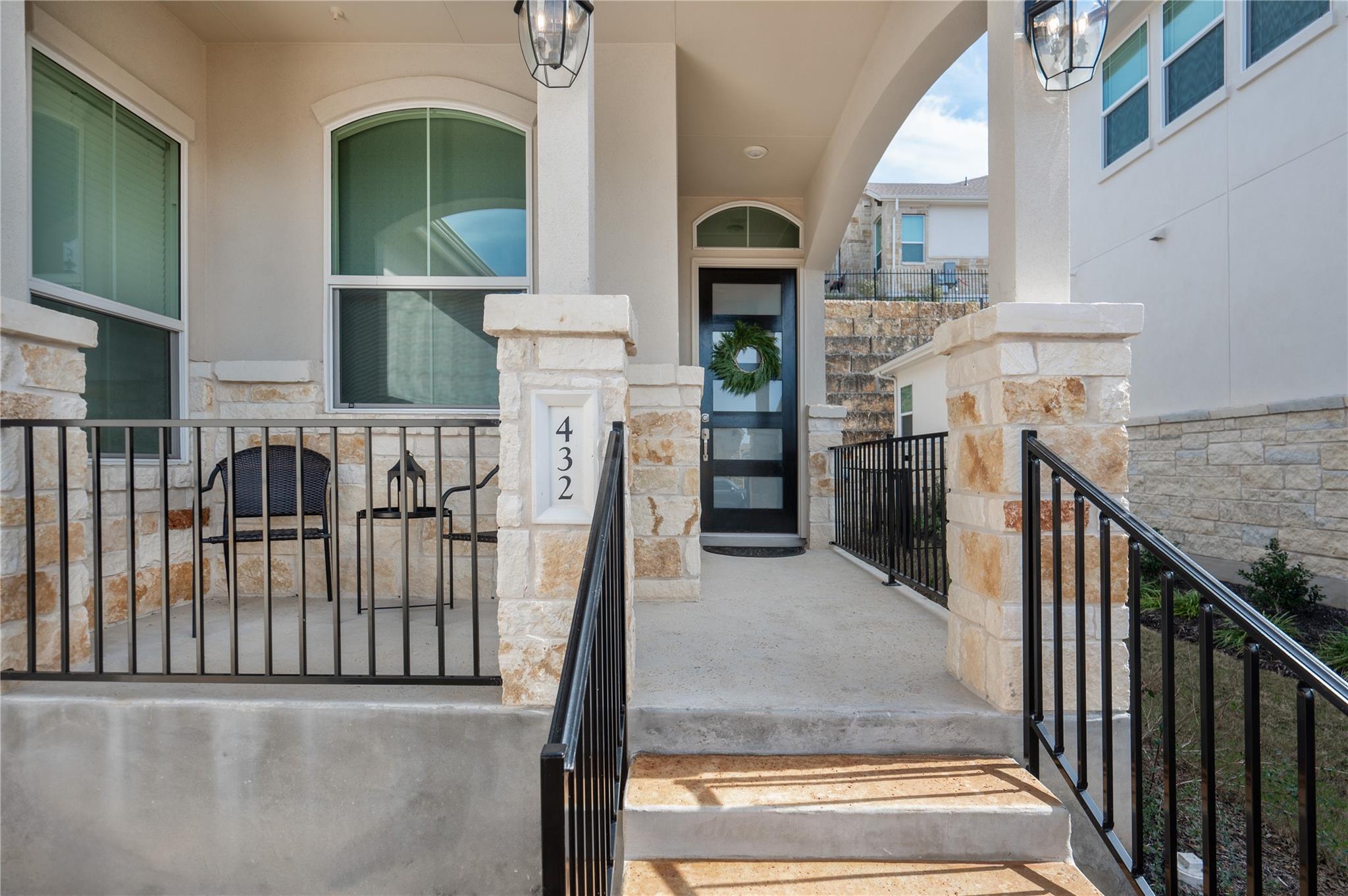 432 Cartwheel Bnd Property Photo 16