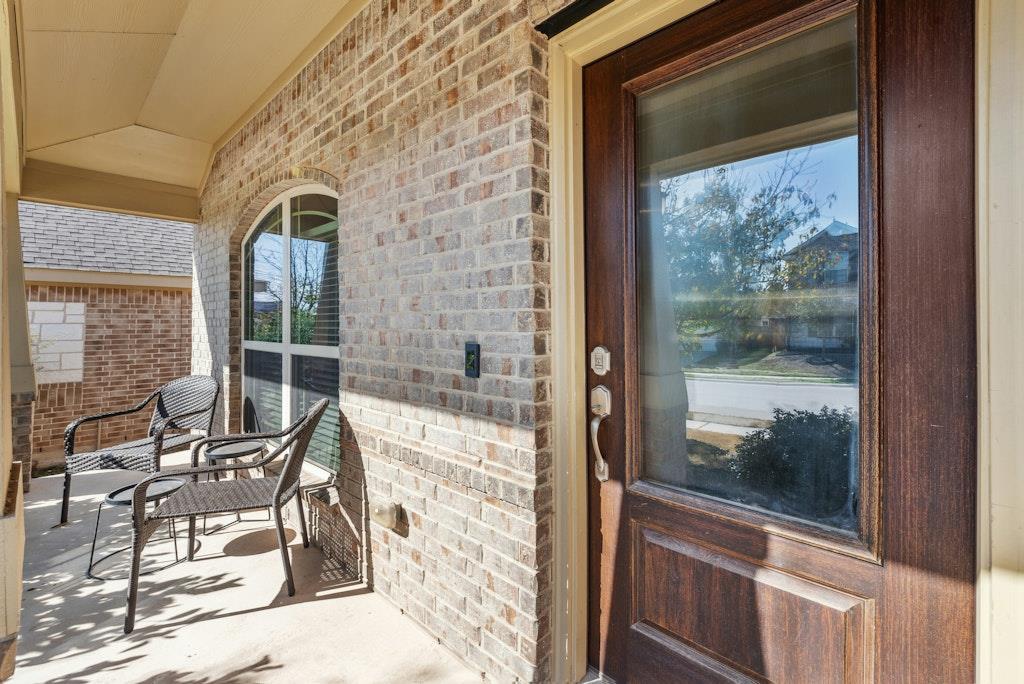 602 Linares Ln Property Photo 3