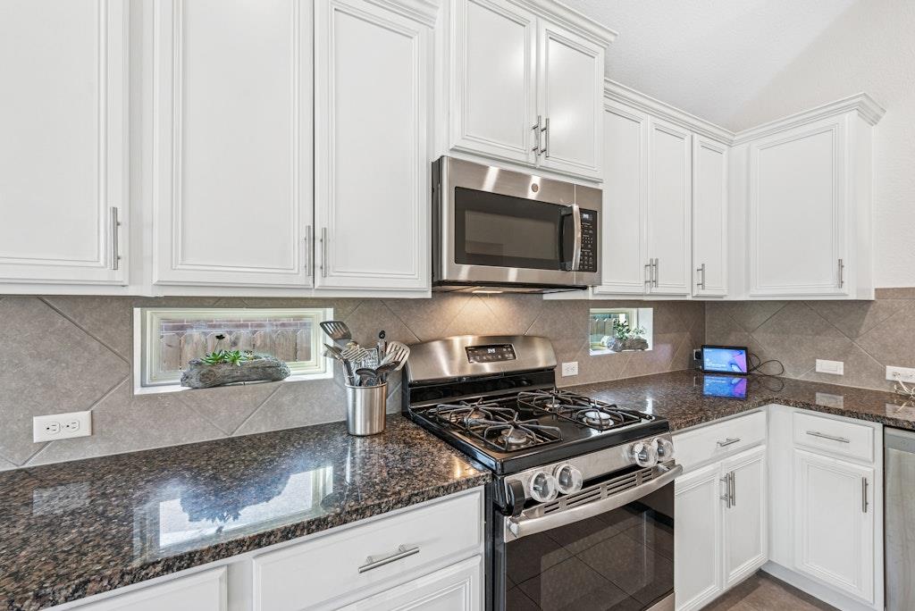 602 Linares Ln Property Photo 12