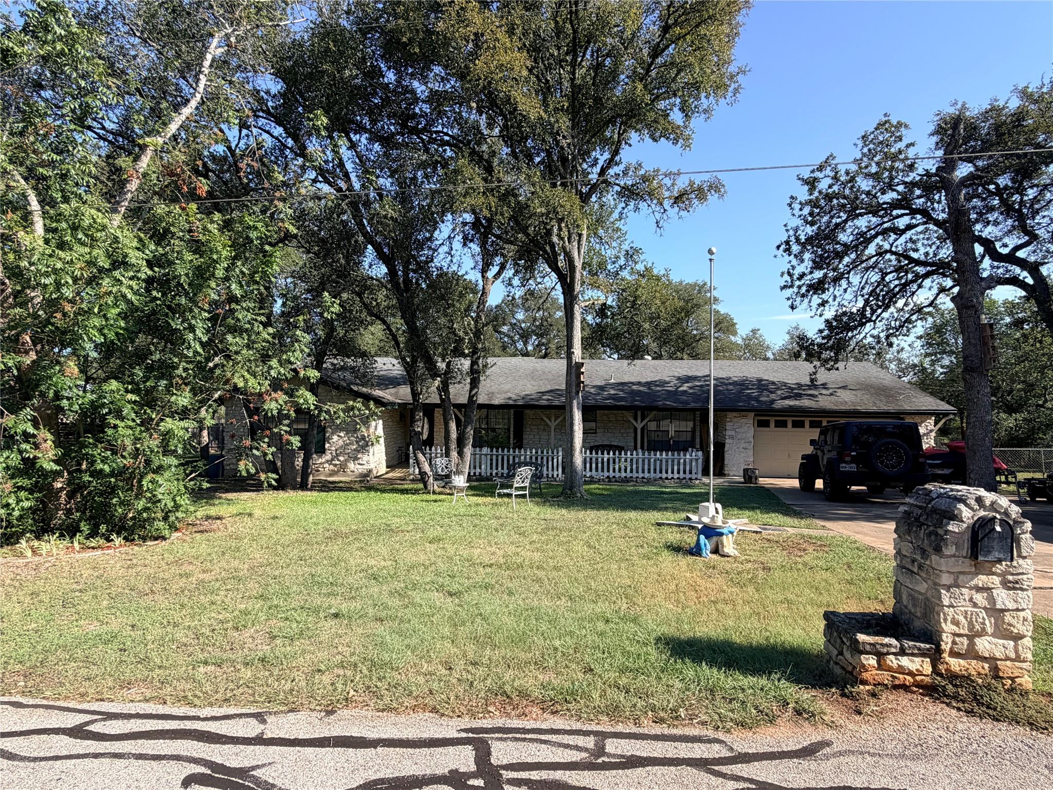 2800 Robin Rd Property Photo