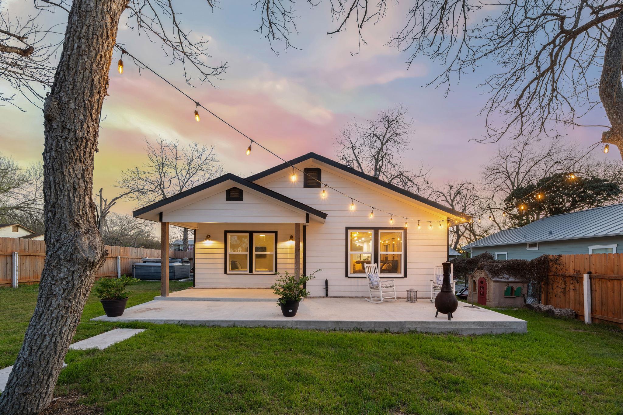 1428 Lee St Property Photo