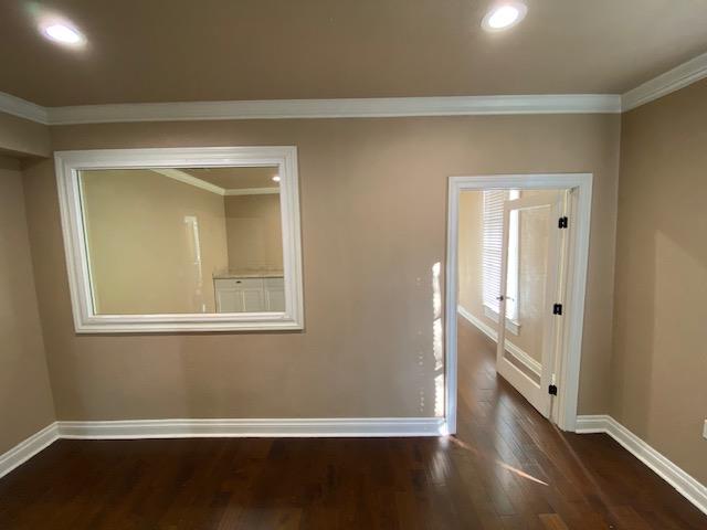 302 W Main St #101 Property Photo 9