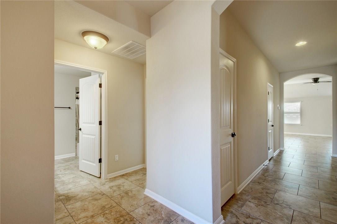 2015 Autumn Run Ln Property Photo 9