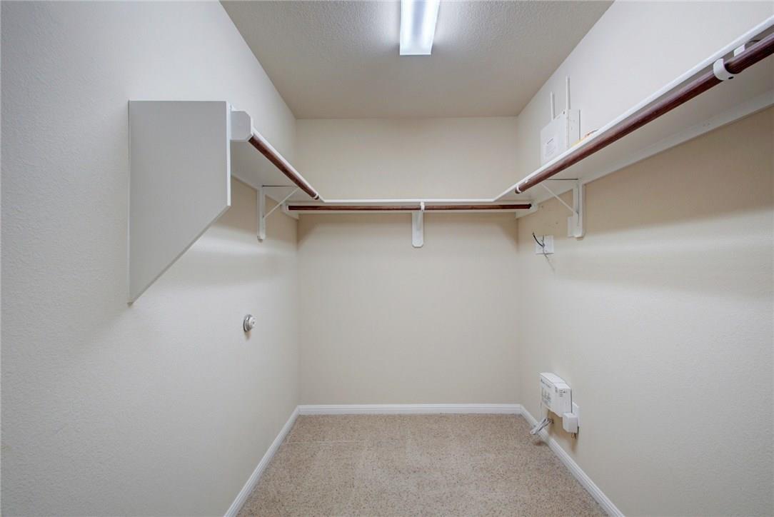 2015 Autumn Run Ln Property Photo 14