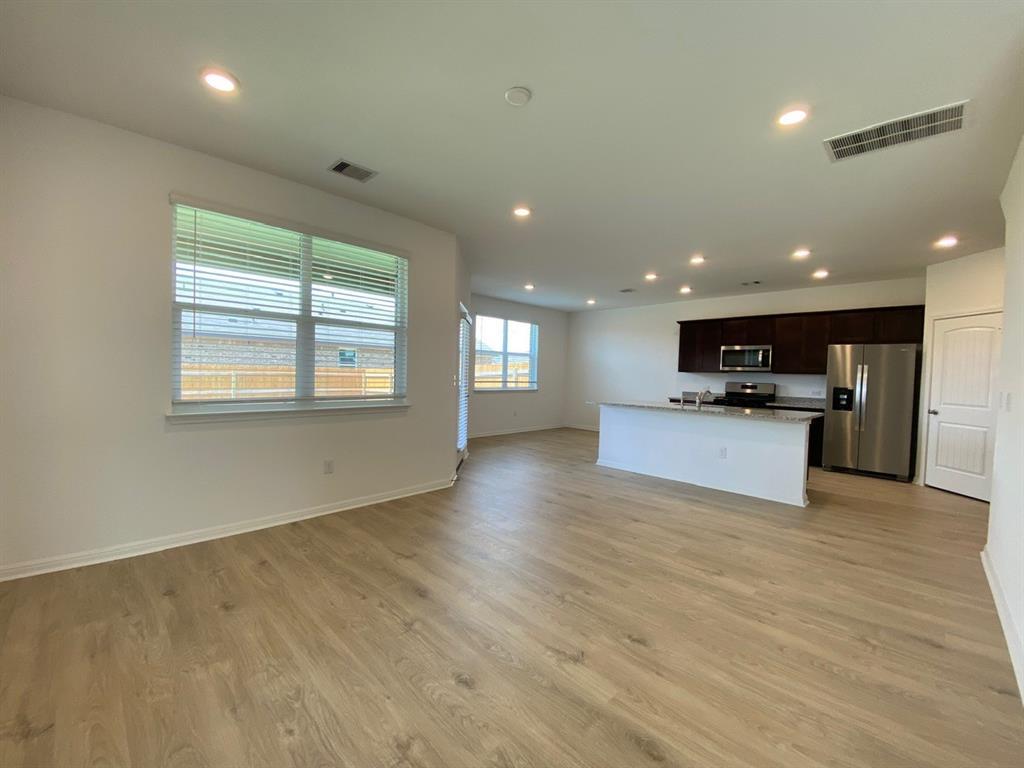 225 Saide St Property Photo 3