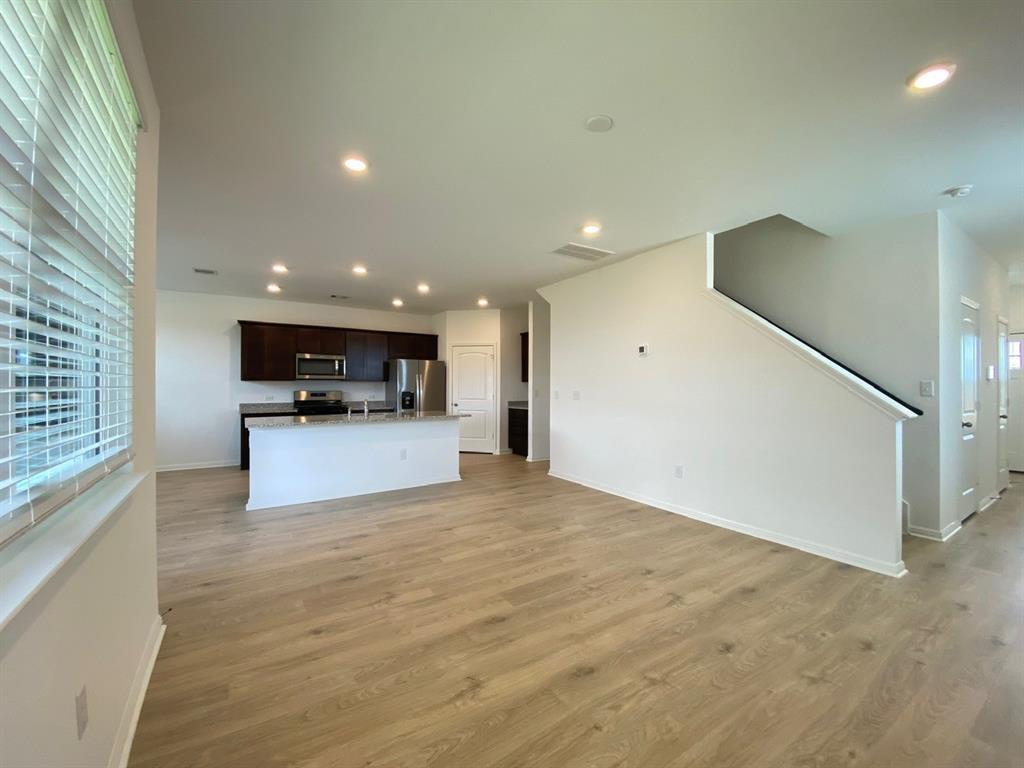 225 Saide St Property Photo 5