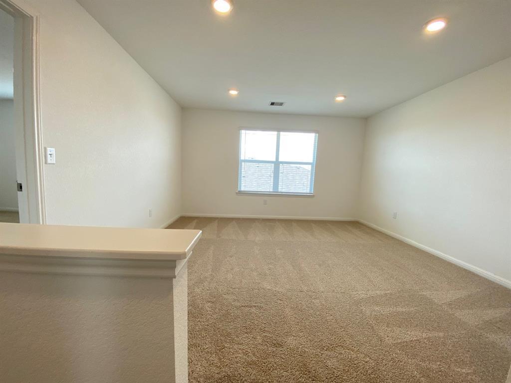 225 Saide St Property Photo 10