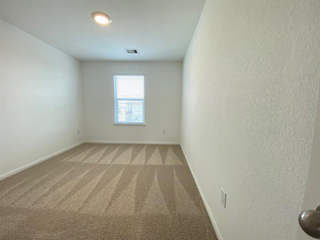 225 Saide St Property Photo 21