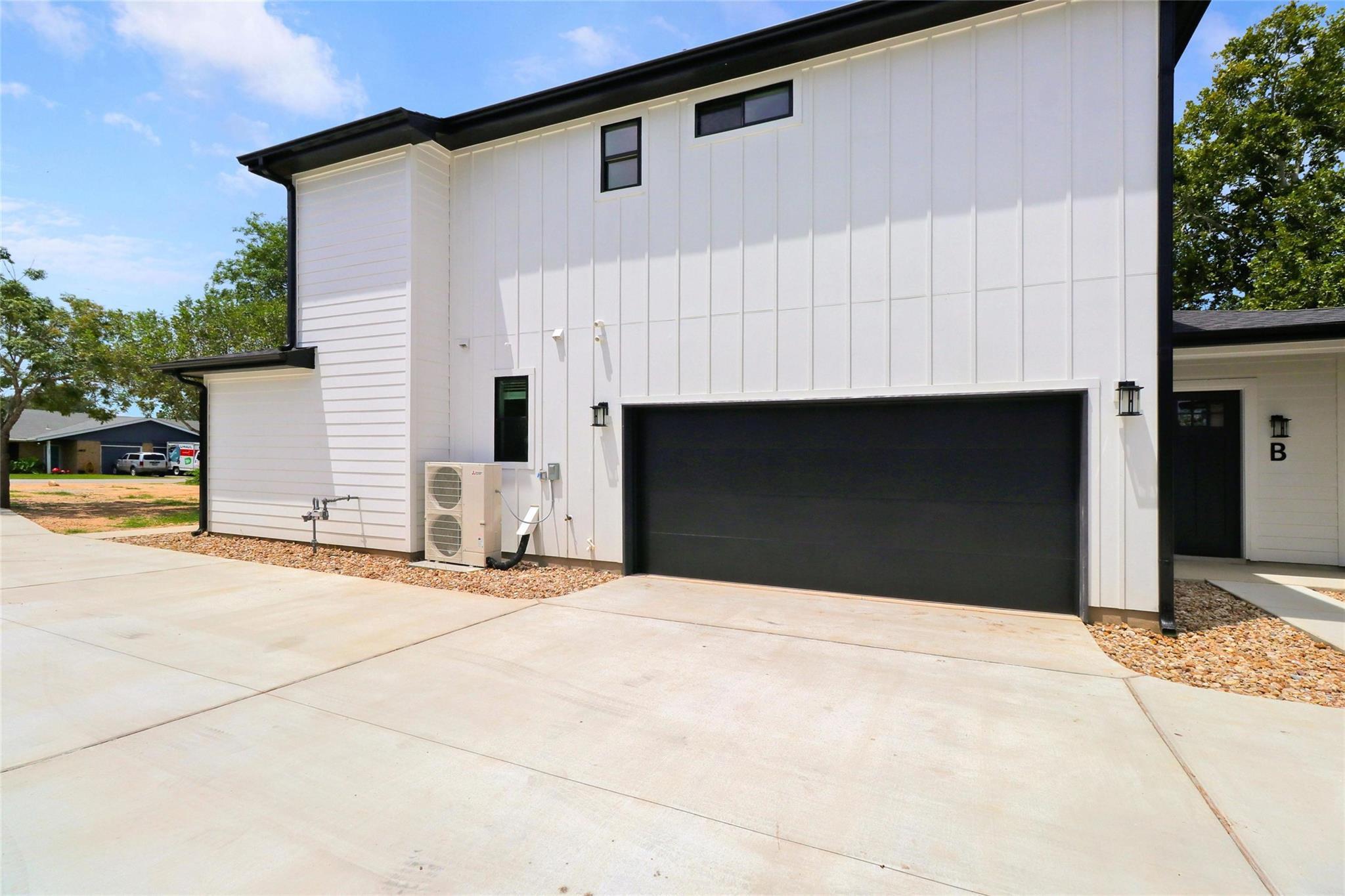 200 W Goforth Rd Property Photo 28